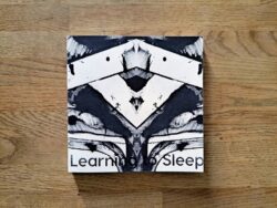 Learning to Sleep (118-seitiges Buch)